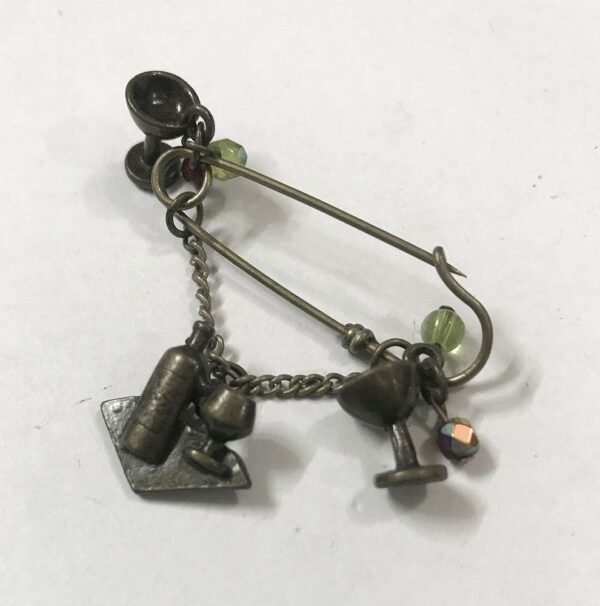 Wine Charms Buckle Brooch - Antique Finish