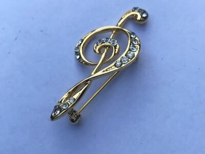 brooch
