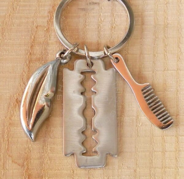 Lips, Razor and Comb Charms keychain