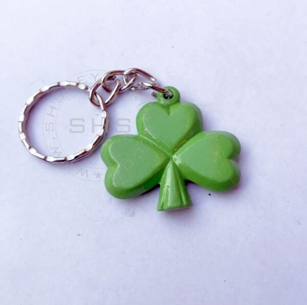shamrock (symbol of Ireland) keychain