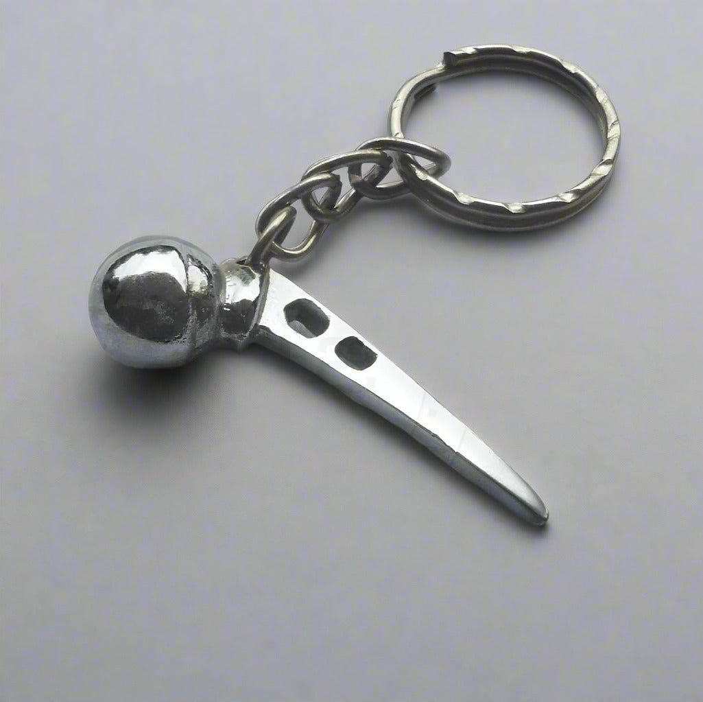 Hip-Prostheses-Ortho-Keychain-medical_7fdaa726-fc94-4f34-b9f5-fd4cc25944b3 - AM Surgicals | Dental Instruments