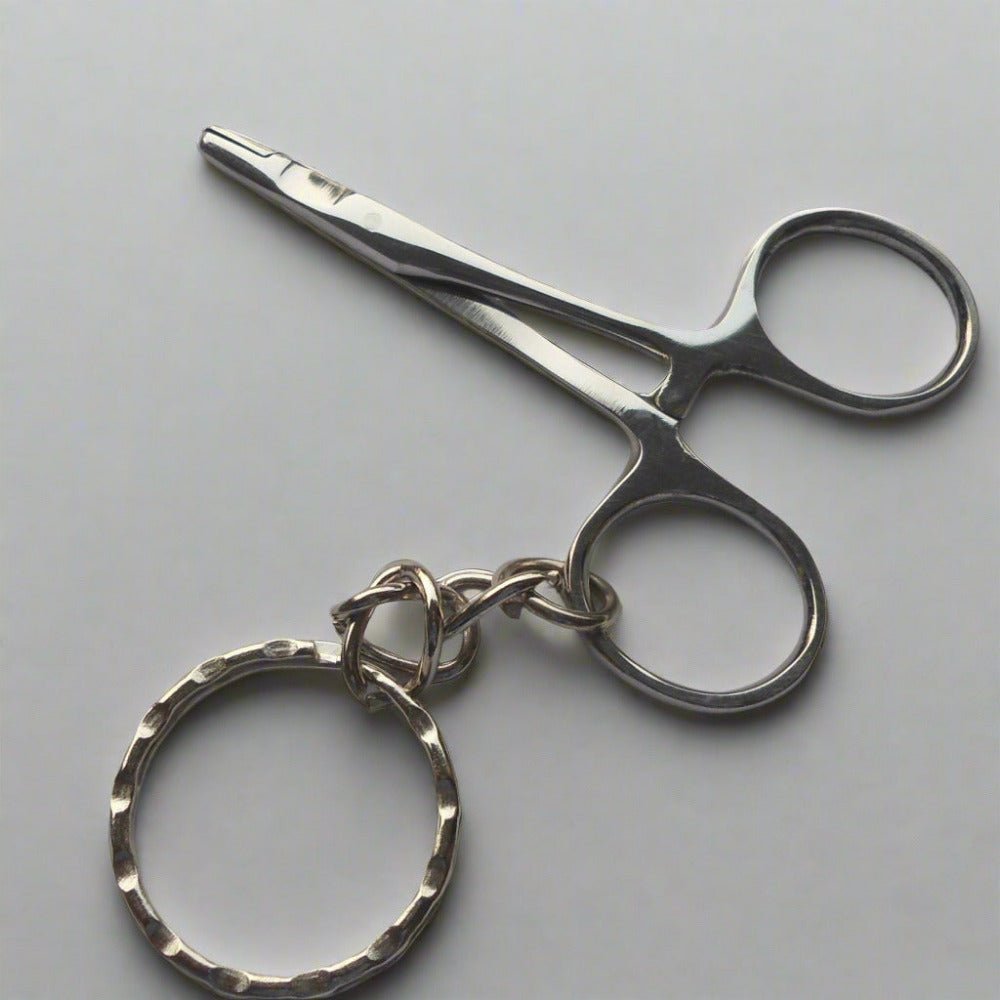 Miniature-Needle-and-Scossors-Keychain - AM Surgicals | Dental Instruments